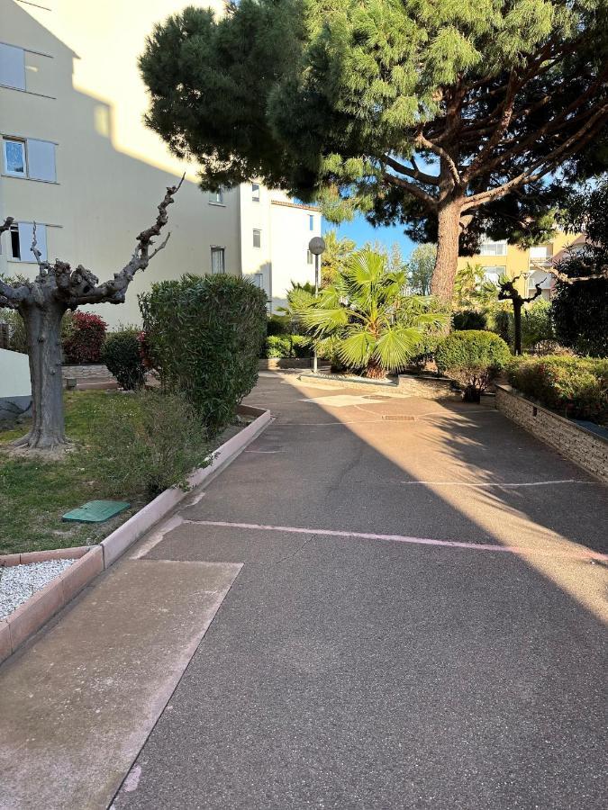 Helios Apartment Agde Luaran gambar